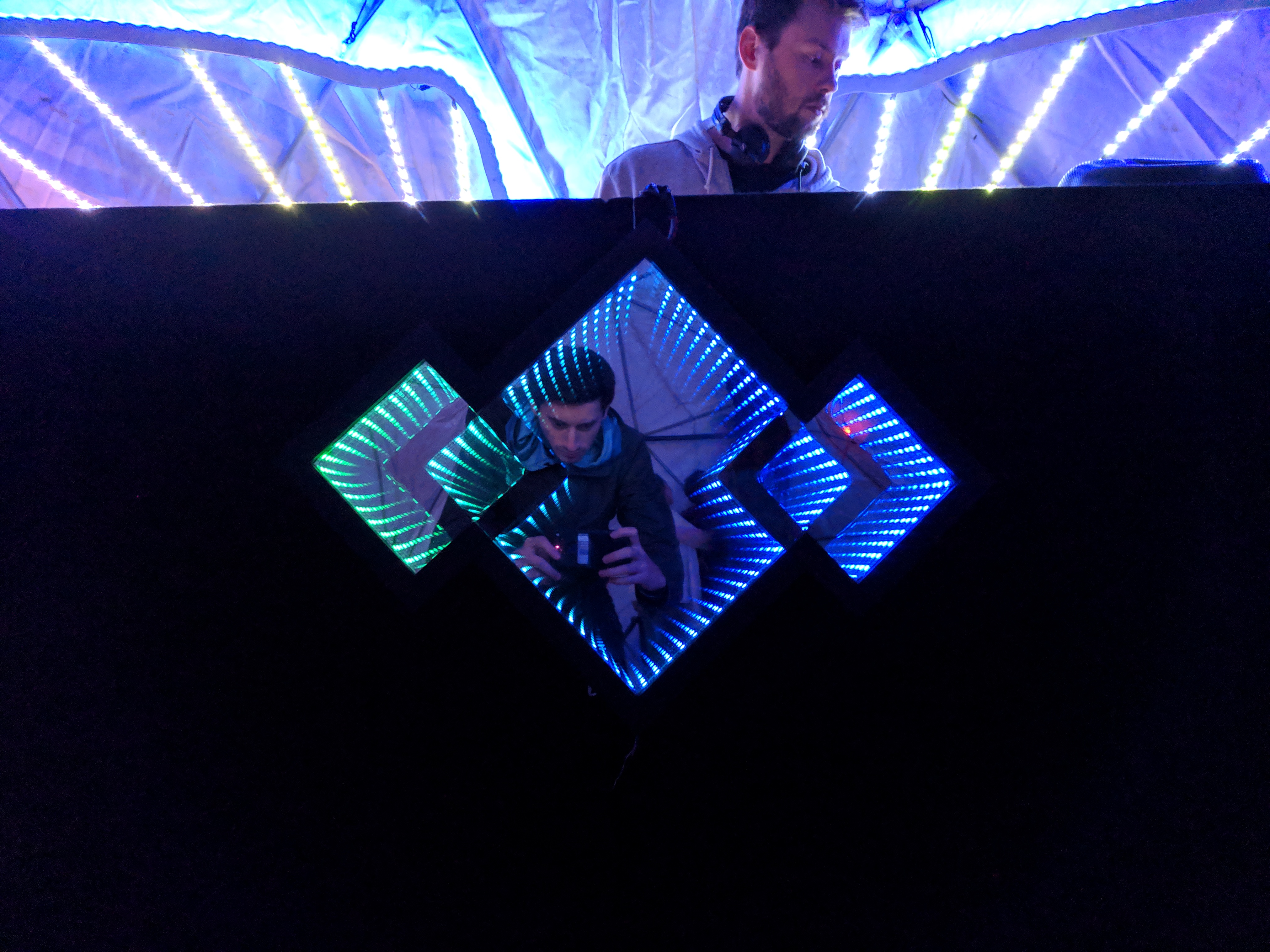 Stone Fort Infinity Mirror Image